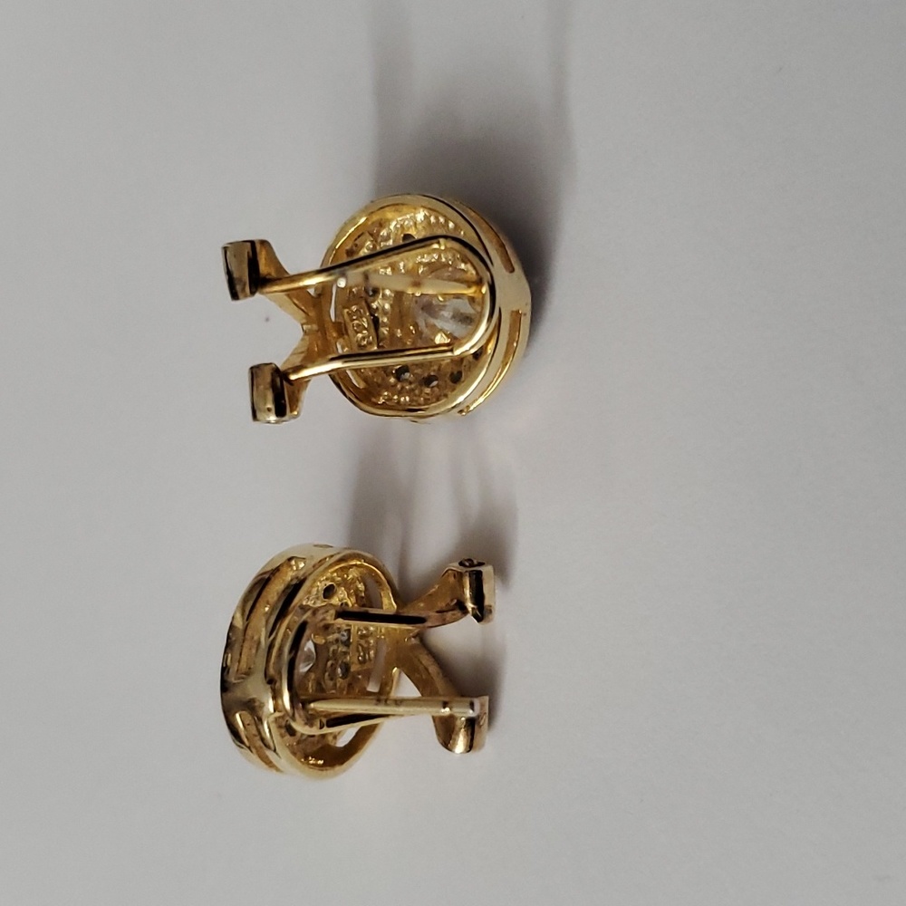 Watch Video / Sterling Silver 925 Solitaire Earrings View 2